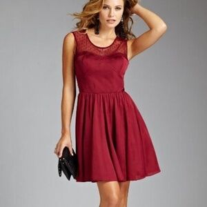 NEW GUESS Romaine Red Wine Dotted Mesh Lace Dress